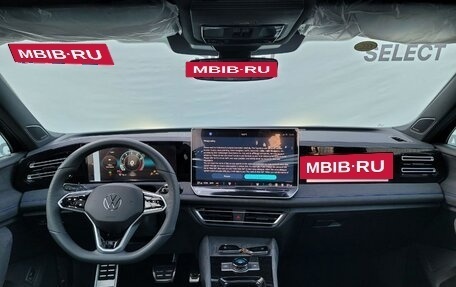 Volkswagen Tiguan, 2024 год, 4 650 000 рублей, 11 фотография