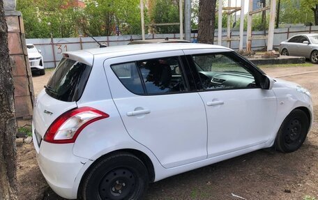 Suzuki Swift IV, 2012 год, 850 000 рублей, 5 фотография