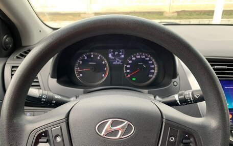 Hyundai Solaris II рестайлинг, 2016 год, 1 085 000 рублей, 15 фотография