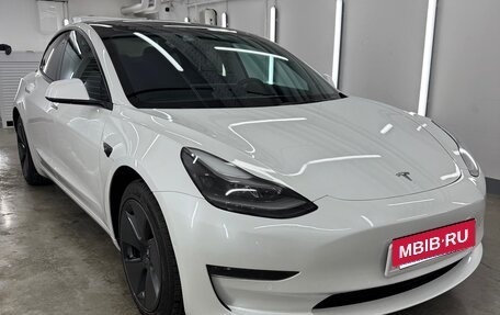 Tesla Model 3 I, 2022 год, 3 650 000 рублей, 2 фотография
