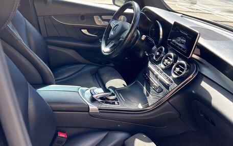 Mercedes-Benz GLC, 2018 год, 999 999 рублей, 17 фотография