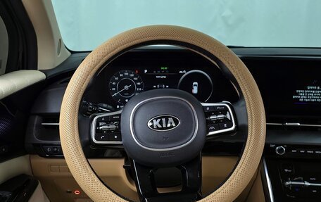 KIA Carnival, 2021 год, 3 600 000 рублей, 8 фотография