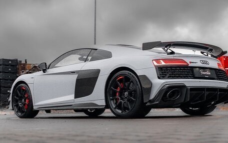 Audi R8, 2025 год, 36 000 000 рублей, 6 фотография