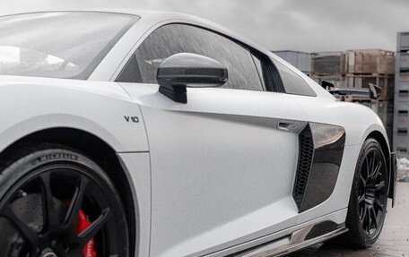 Audi R8, 2025 год, 36 000 000 рублей, 5 фотография