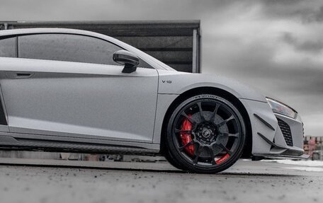 Audi R8, 2025 год, 36 000 000 рублей, 11 фотография