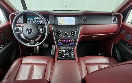Rolls-Royce Cullinan, 2021 год, 28 490 000 рублей, 7 фотография