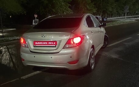 Hyundai Solaris II рестайлинг, 2013 год, 849 999 рублей, 5 фотография