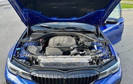 BMW 3 серия, 2019 год, 4 300 000 рублей, 22 фотография