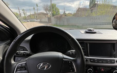 Hyundai Solaris II рестайлинг, 2018 год, 1 500 000 рублей, 5 фотография