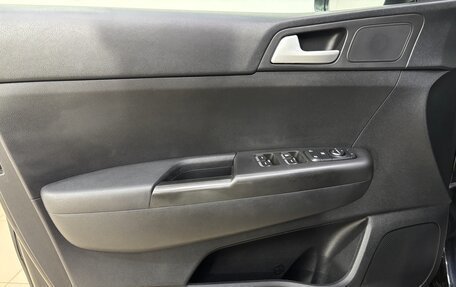 KIA Sportage IV рестайлинг, 2020 год, 2 360 000 рублей, 7 фотография