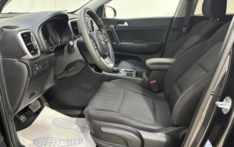 KIA Sportage IV рестайлинг, 2020 год, 2 360 000 рублей, 9 фотография