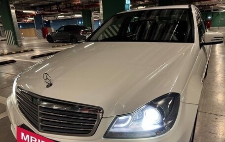 Mercedes-Benz C-Класс, 2012 год, 1 600 000 рублей, 6 фотография