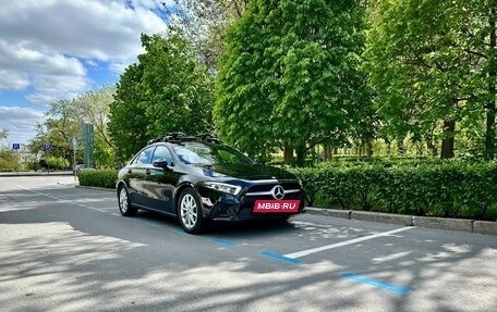 Mercedes-Benz A-Класс, 2020 год, 2 870 000 рублей, 4 фотография