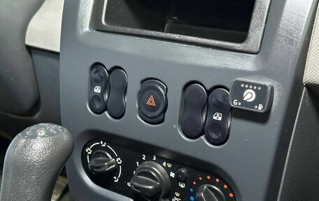 Renault Logan I, 2014 год, 599 000 рублей, 13 фотография