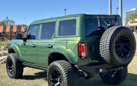 Ford Bronco, 2022 год, 8 000 000 рублей, 3 фотография