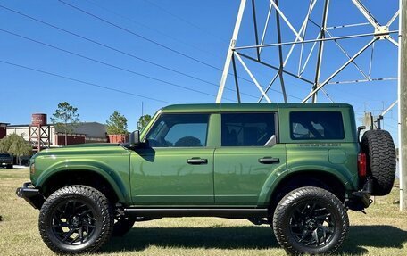 Ford Bronco, 2022 год, 8 000 000 рублей, 2 фотография