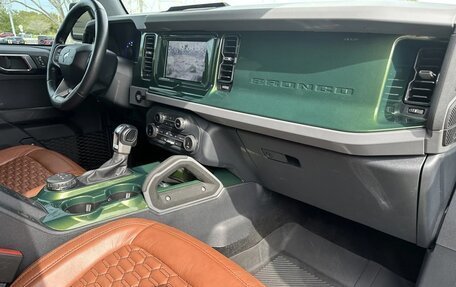 Ford Bronco, 2022 год, 8 000 000 рублей, 24 фотография