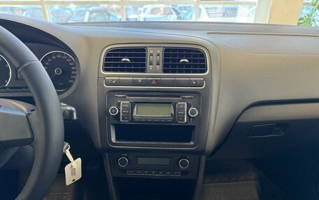 Volkswagen Polo VI (EU Market), 2011 год, 820 000 рублей, 12 фотография