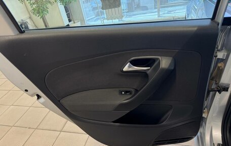Volkswagen Polo VI (EU Market), 2011 год, 820 000 рублей, 15 фотография
