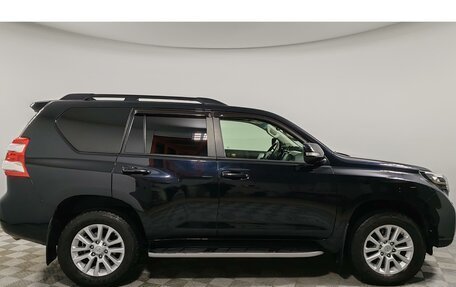 Toyota Land Cruiser Prado 150 рестайлинг 2, 2016 год, 3 949 000 рублей, 4 фотография