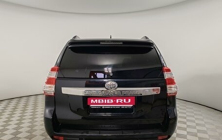 Toyota Land Cruiser Prado 150 рестайлинг 2, 2016 год, 3 949 000 рублей, 6 фотография