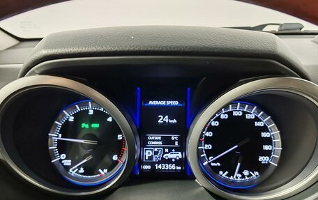 Toyota Land Cruiser Prado 150 рестайлинг 2, 2016 год, 3 949 000 рублей, 13 фотография