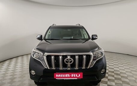 Toyota Land Cruiser Prado 150 рестайлинг 2, 2016 год, 3 949 000 рублей, 2 фотография
