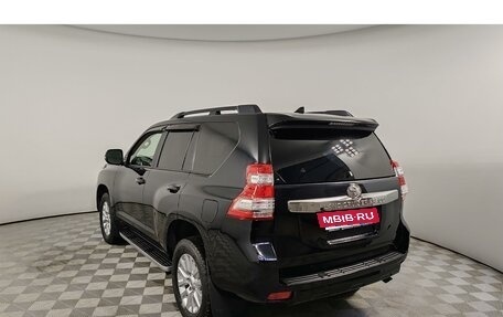 Toyota Land Cruiser Prado 150 рестайлинг 2, 2016 год, 3 949 000 рублей, 7 фотография