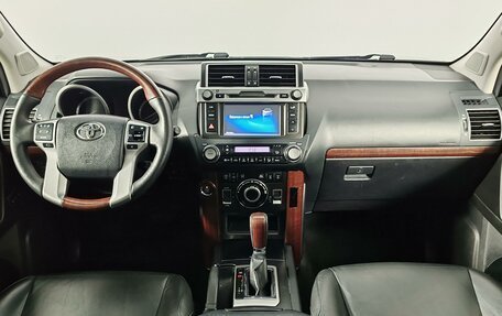 Toyota Land Cruiser Prado 150 рестайлинг 2, 2016 год, 3 949 000 рублей, 14 фотография