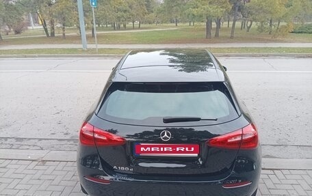Mercedes-Benz A-Класс, 2020 год, 2 400 000 рублей, 32 фотография