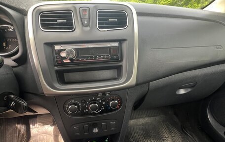 Renault Logan II, 2021 год, 970 000 рублей, 5 фотография