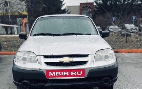 Chevrolet Niva I рестайлинг, 2013 год, 490 000 рублей, 2 фотография