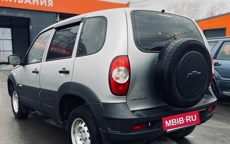 Chevrolet Niva I рестайлинг, 2013 год, 490 000 рублей, 5 фотография