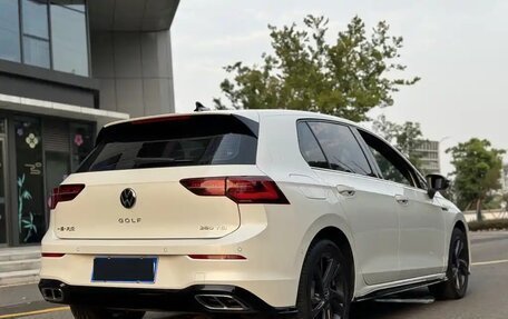 Volkswagen Golf VIII, 2021 год, 1 760 000 рублей, 5 фотография