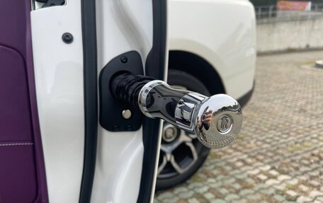Rolls-Royce Cullinan, 2022 год, 36 990 000 рублей, 9 фотография