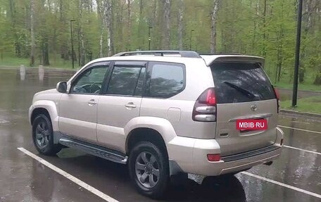 Toyota Land Cruiser Prado 120 рестайлинг, 2008 год, 1 700 000 рублей, 5 фотография
