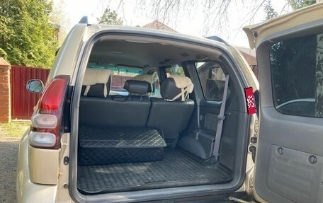 Toyota Land Cruiser Prado 120 рестайлинг, 2008 год, 1 700 000 рублей, 8 фотография