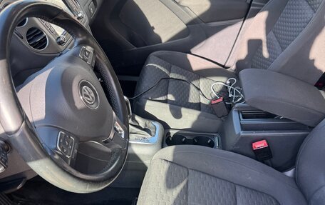 Volkswagen Tiguan I, 2011 год, 1 460 000 рублей, 6 фотография