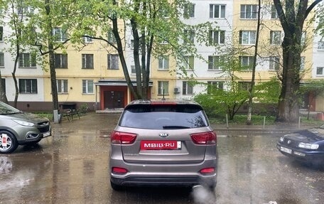 KIA Sorento II рестайлинг, 2018 год, 1 950 000 рублей, 3 фотография