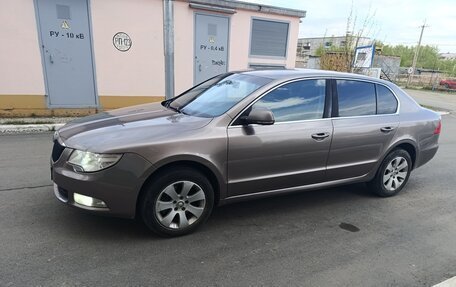 Skoda Superb III рестайлинг, 2012 год, 800 000 рублей, 5 фотография