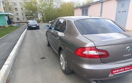 Skoda Superb III рестайлинг, 2012 год, 800 000 рублей, 11 фотография