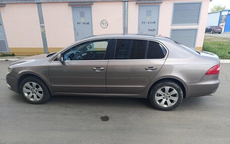 Skoda Superb III рестайлинг, 2012 год, 800 000 рублей, 17 фотография