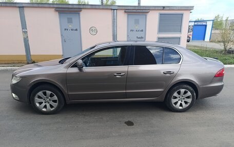 Skoda Superb III рестайлинг, 2012 год, 800 000 рублей, 19 фотография