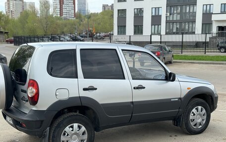 Chevrolet Niva I рестайлинг, 2009 год, 486 000 рублей, 5 фотография