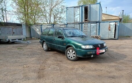 Volkswagen Passat B4, 1995 год, 250 000 рублей, 2 фотография