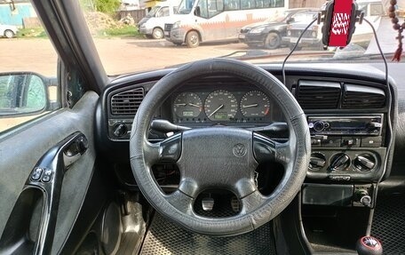 Volkswagen Passat B4, 1995 год, 250 000 рублей, 8 фотография