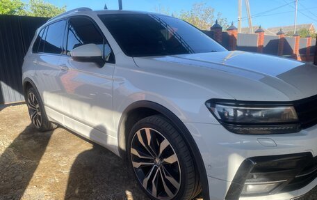 Volkswagen Tiguan II, 2019 год, 3 100 000 рублей, 3 фотография