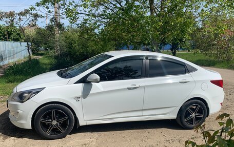 Hyundai Solaris II рестайлинг, 2016 год, 1 200 000 рублей, 4 фотография