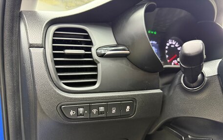 KIA Rio IV, 2019 год, 1 590 000 рублей, 18 фотография