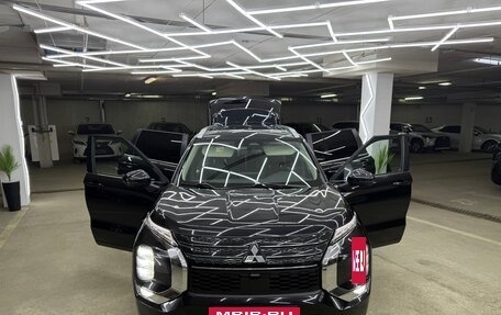 Mitsubishi Outlander, 2022 год, 3 800 000 рублей, 15 фотография